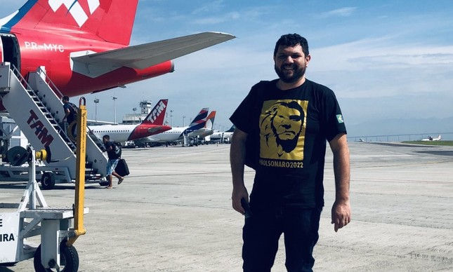 STF decreta prisão e tornozeleira em blogueiro bolsonarista
