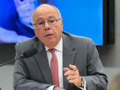 Brasil volta a repudiar intromissão dos EUA em assuntos do Judiciário