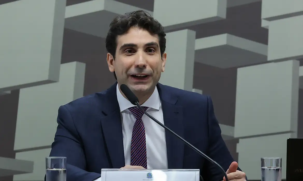 Petróleo pressiona inflação, mas Brasil tem mais fôlego, diz Galípolo