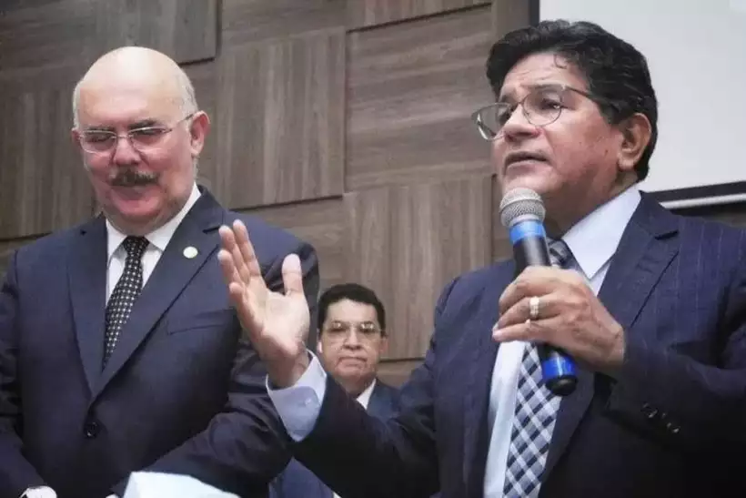 Áudio: ministro diz que favorece pastores por ordem de Bolsonaro