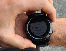 Pressing Start on Run with Garmin Smart Watch