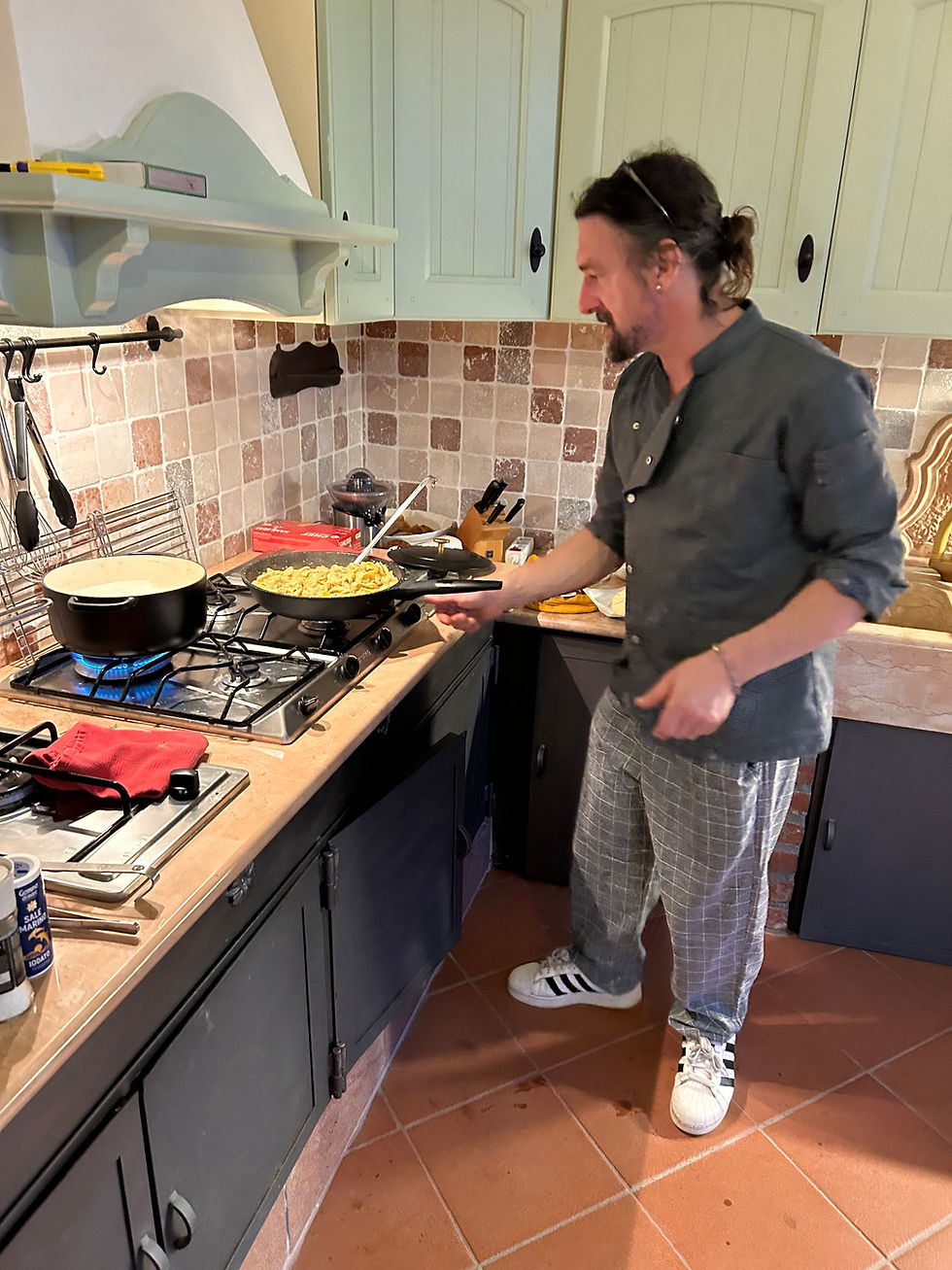 Cooking workshop in our own kitchen