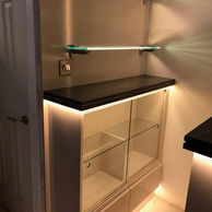 Lit storage cabinet for drinks