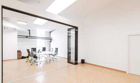 SG70 moveable wall from AM Walls Ltd