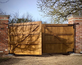 Wooden straight gates in brown