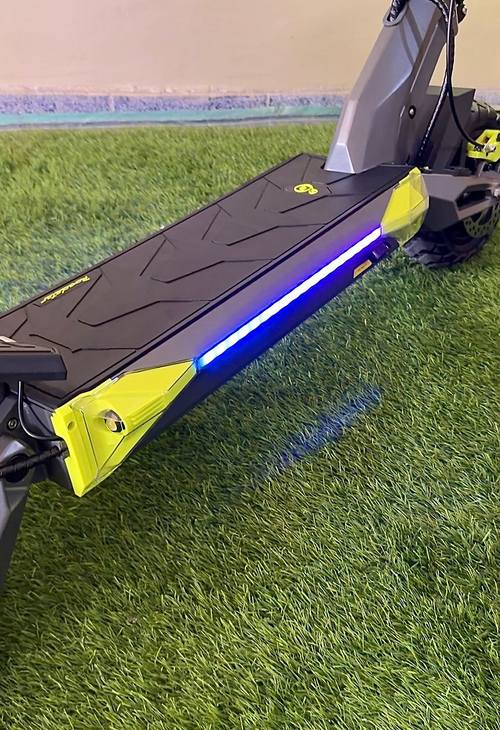 Miniatura: SCOOTER ELÉCTRICO LANGFEITE ROADSTER