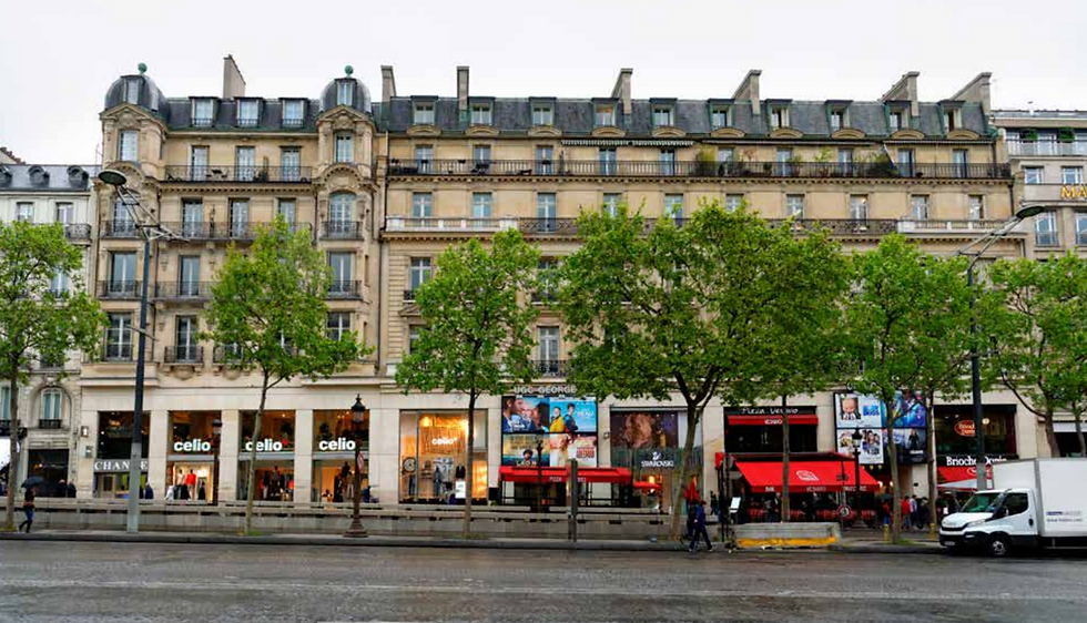 L'immeuble du 150 avenue des Champs-Elysées.