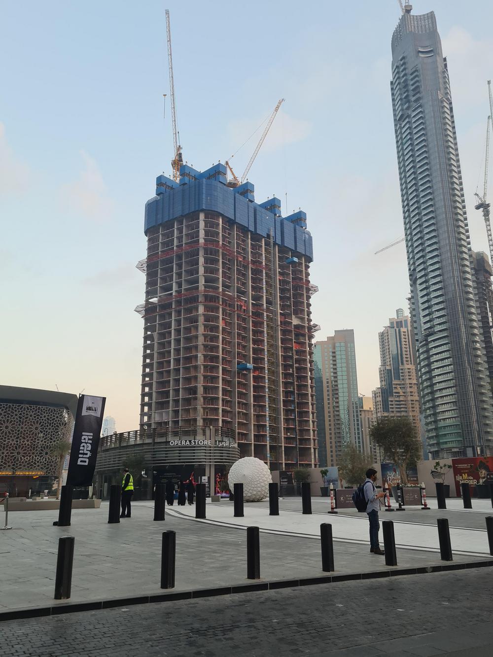 Grande B4 Residential Tower, Dubai — JumpForm on site