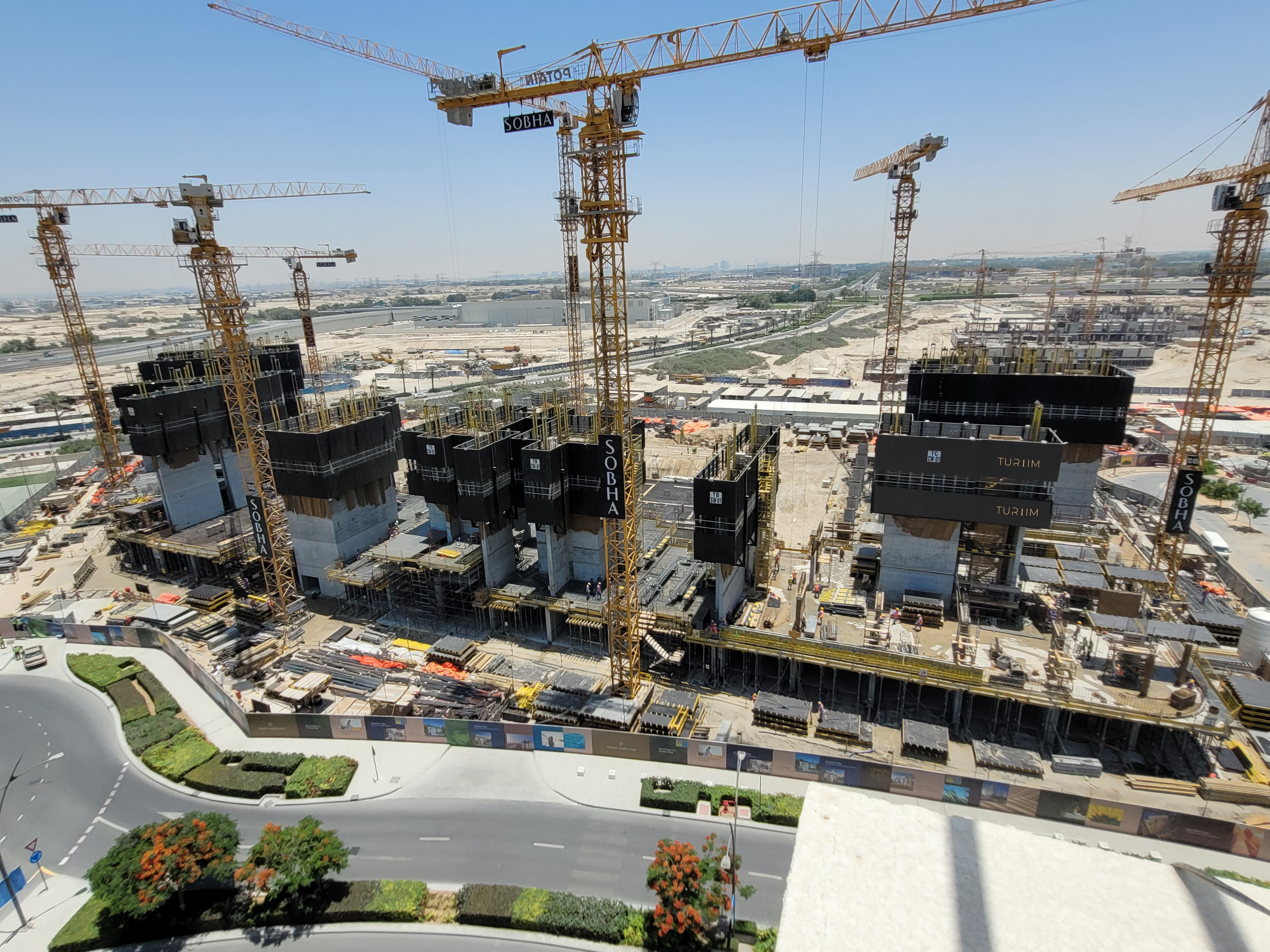 Crest Tower A, B, C, Dubai, UAE — Turiim on site