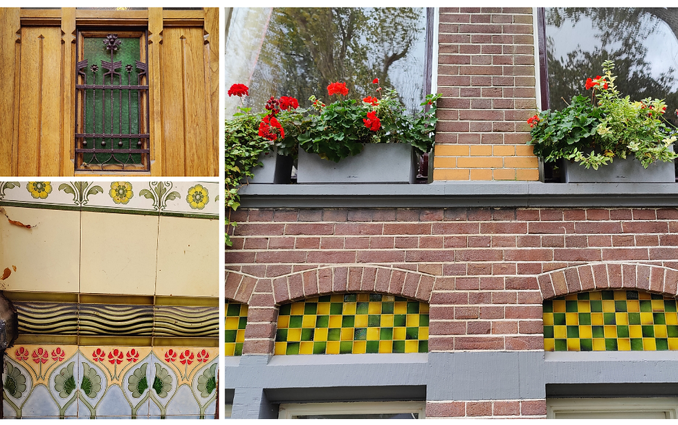 בניין לבנים עם פרחים אדומים באדניות חלון. משמאל נראים עיצובים מורכבים של אריחים ודלת עץ עם זכוכית ירוקה. צבעים בהירים ותוססים.