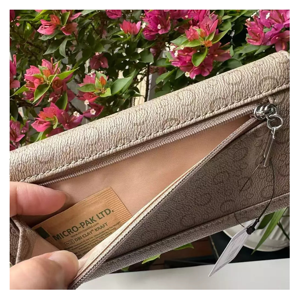 Miniatura: Billetera Guess beige