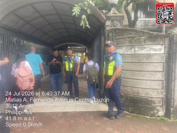 Foot Patrol sa Colegio de Sta. Monica, Isinagawa ng Angat MPS para sa Seguridad sa Eskwelahan