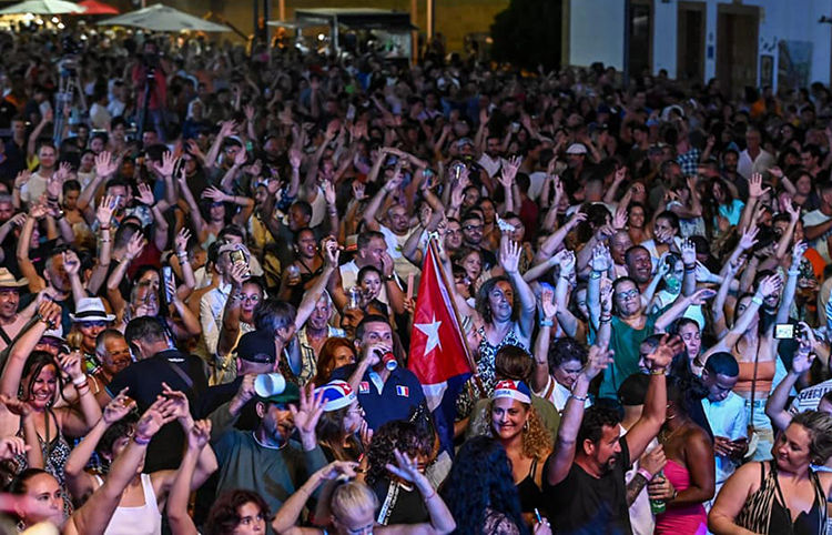 25_festival-latino.jpg