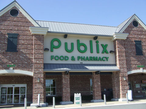 Grocery-anchored neighborhood centers are a vital component of thriving communities and a cornerstone of our portfolio. For more than four decades our team has developed for leading grocers .