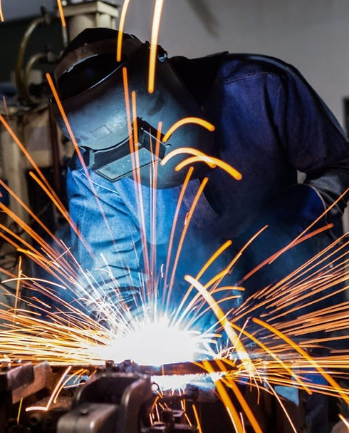 surftech_welding_beauty_edited_edited.jpg