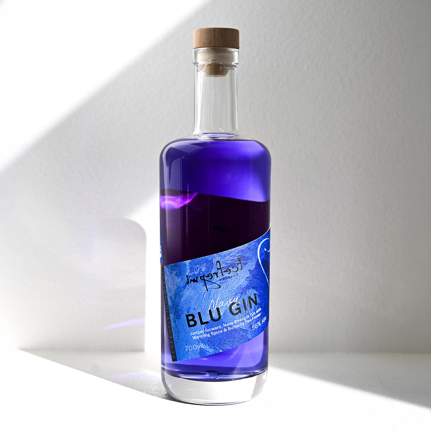 Navy Blu Gin (58%)