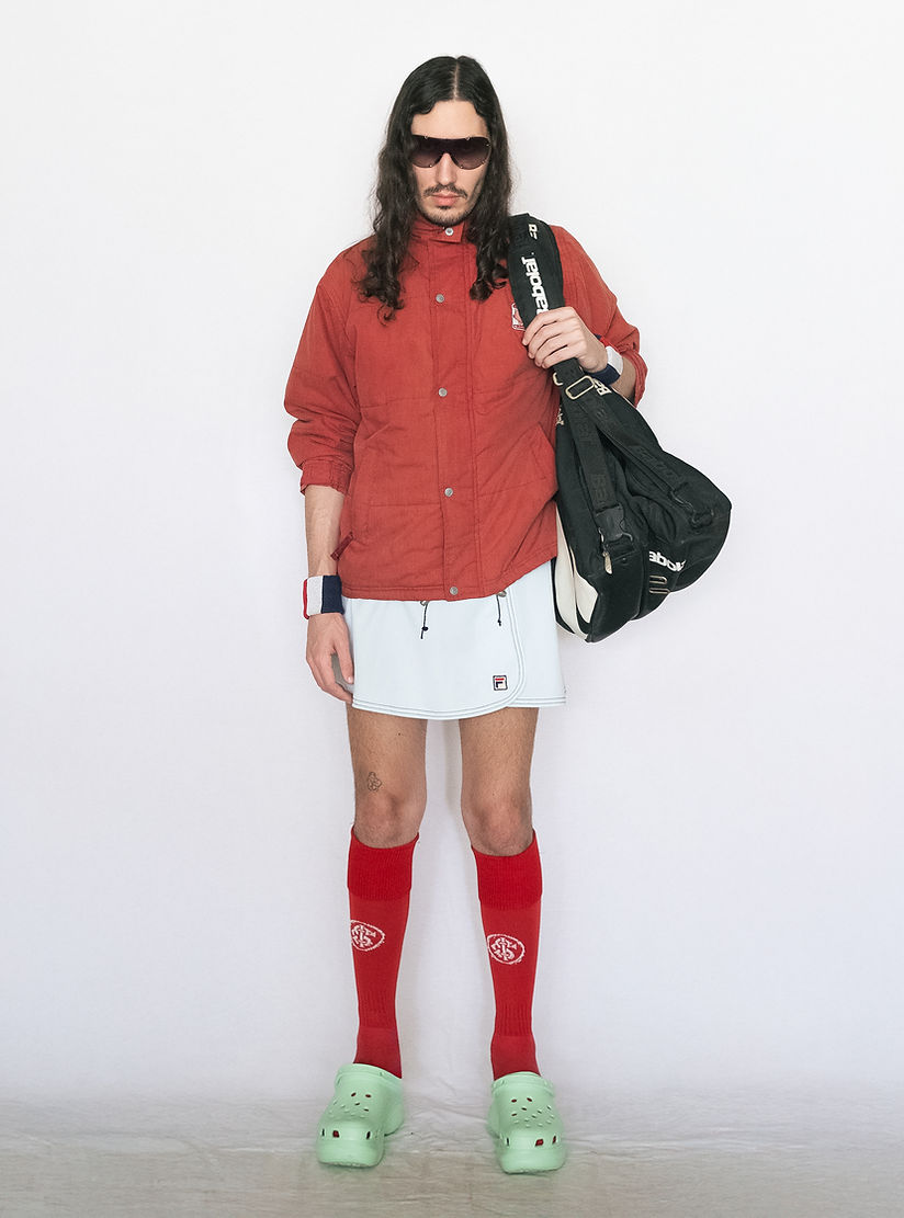 oculos casaco saia.jpg