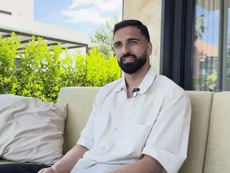 Giorgi Mamardashvili makes bold claim about Liverpool future in blunt response to exit talk