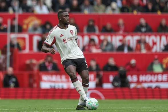 Ibrahima Konate lifts lid on Liverpool dressing room talks after Manchester United loss