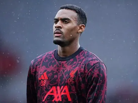 Ryan Gravenberch makes 'freedom' claim and praises two Liverpool teammates