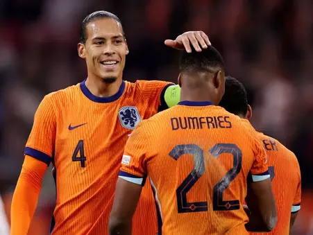 Virgil van Dijk returning to Liverpool after leaving Netherlands squad on 'medical grounds'
