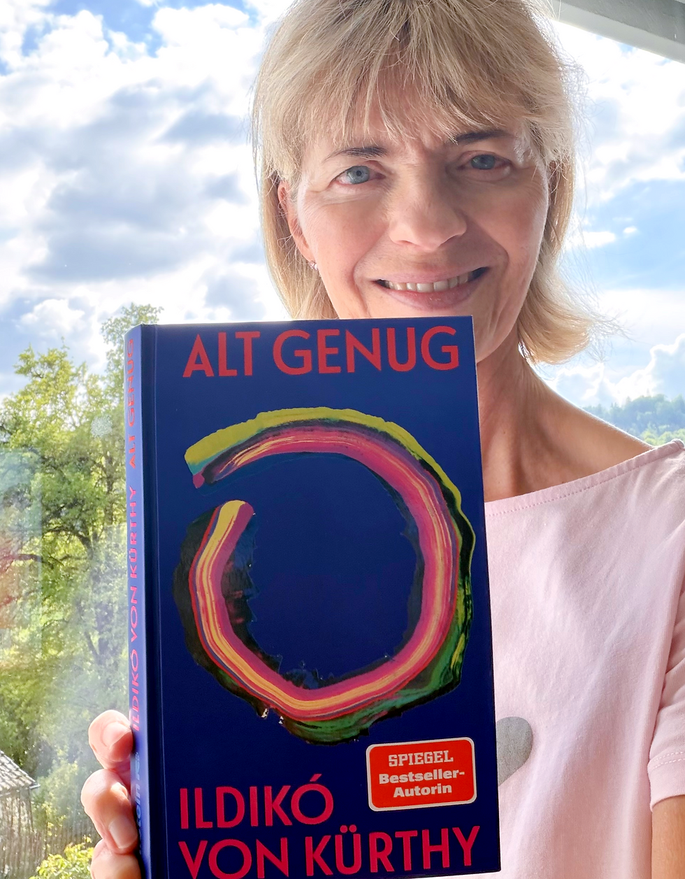 Buch „Alt genug“ von Ildikó von Kürthy über das Älterwerden mit Humor und Leichtigkeit