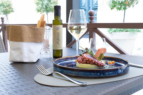 Secondo di pesce terrazza il barocco Ragusa Ibla