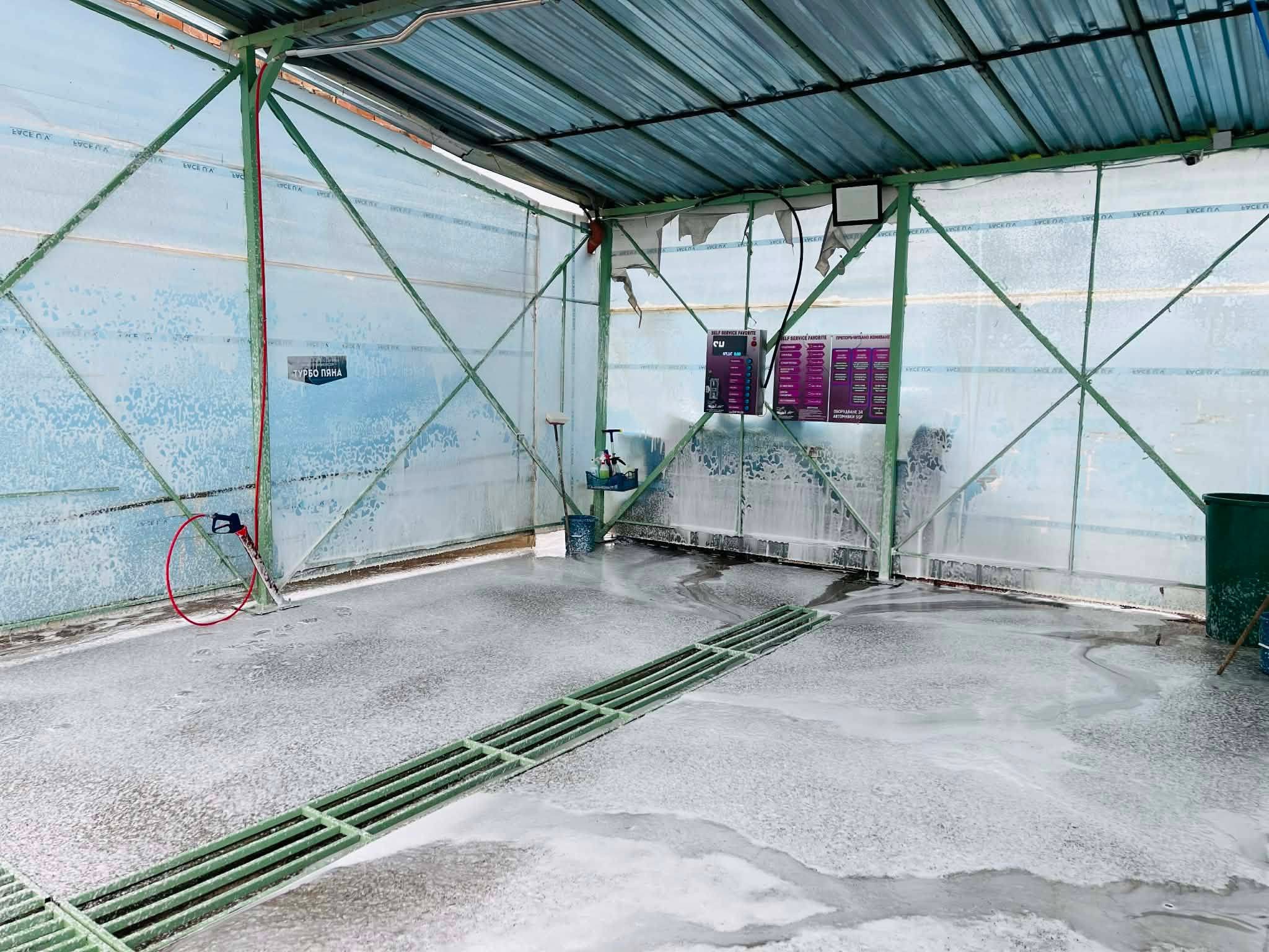 Общ изглед на клетката в Малорад, Врачанско, с оборудване от SSF Carwash
