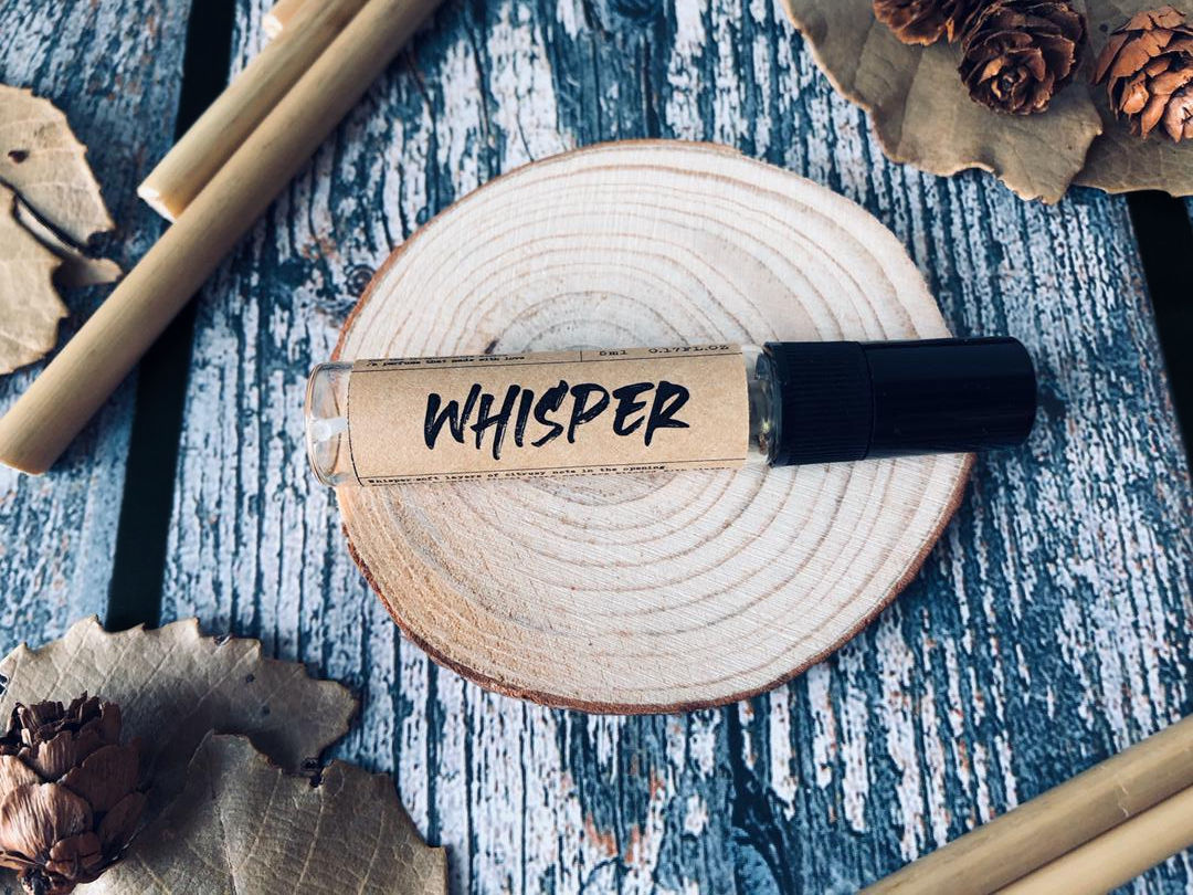 Whisper "unisex"