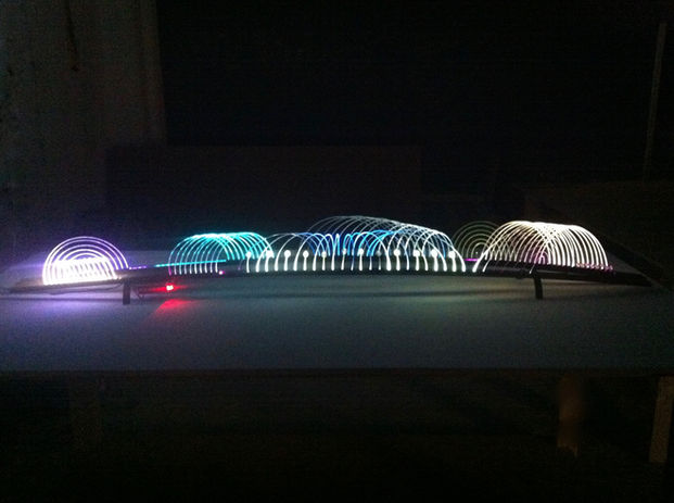Kinetic fibre optic lamp