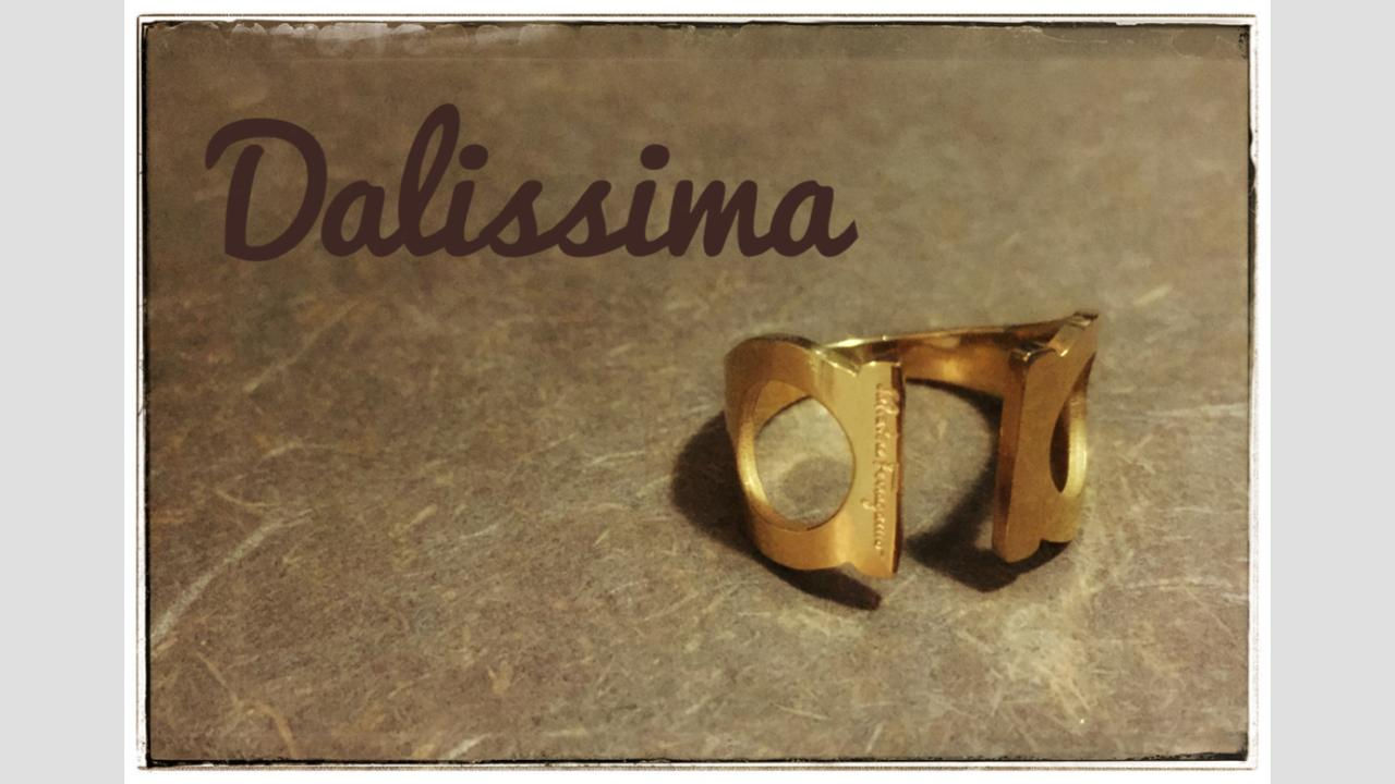 Anillo abierto Ferregamo oro