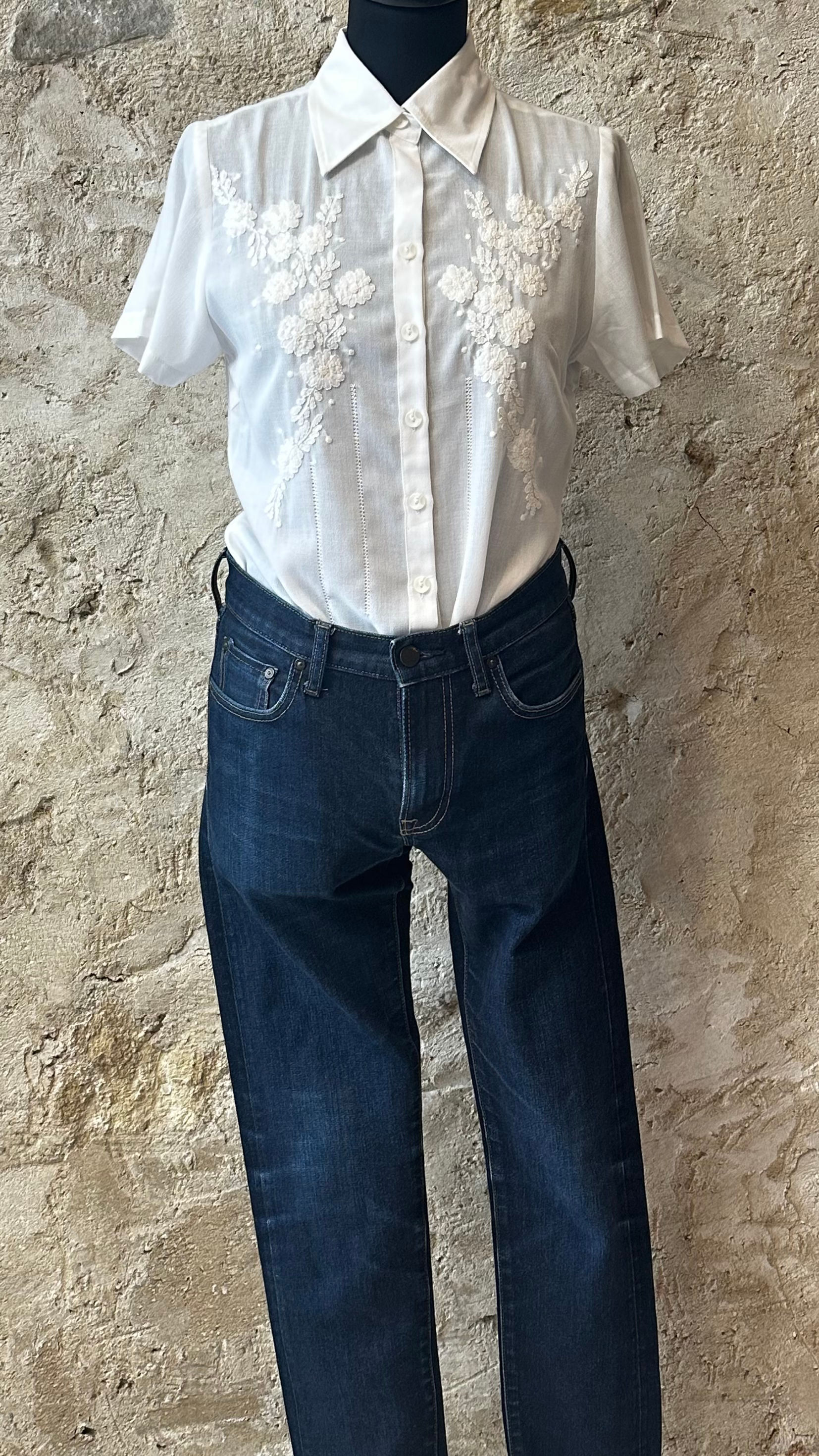Chemisier blanc brodée