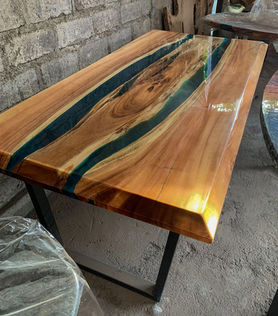 Sourcing, achat et export de tables à manger à Bali