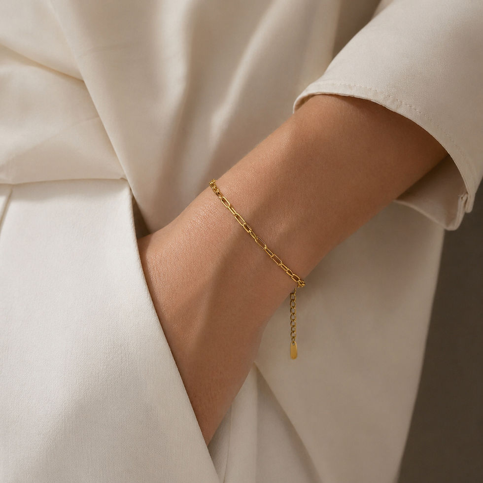 Thumbnail: Paperclip Elegance Bangle