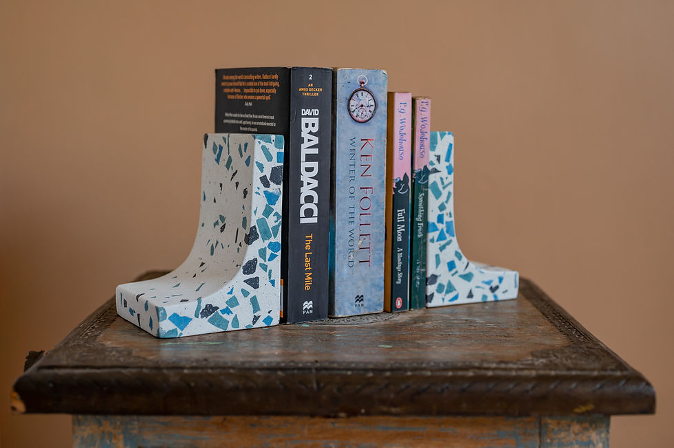 Thumbnail: Happy Flakes Bookends