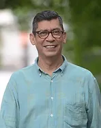 Eugenio Rodolfo Soler Valencia es egresado de la Facultad de Ciencias y Técnicas de la Comunicación de la Universidad Veracruzana