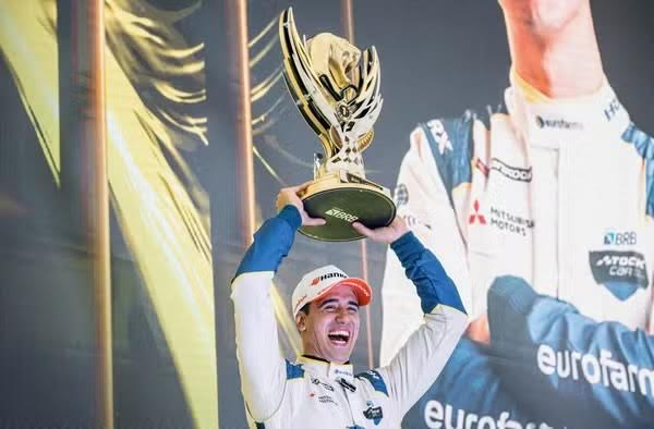 Gaetano di Mauro vence corrida principal em Cascavel - Foto: Marcelo Machado de Melo/BRB Stock Car