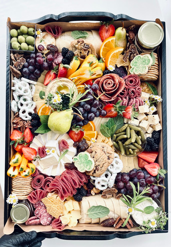 St Paddy's day grazing board.jpeg