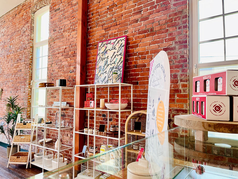 Platter Girl Amity