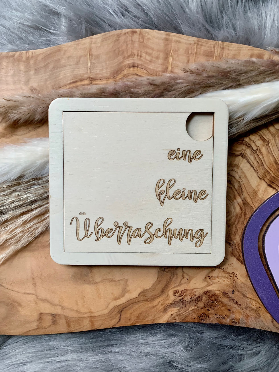 Schwangerschaftsverkündung Holz