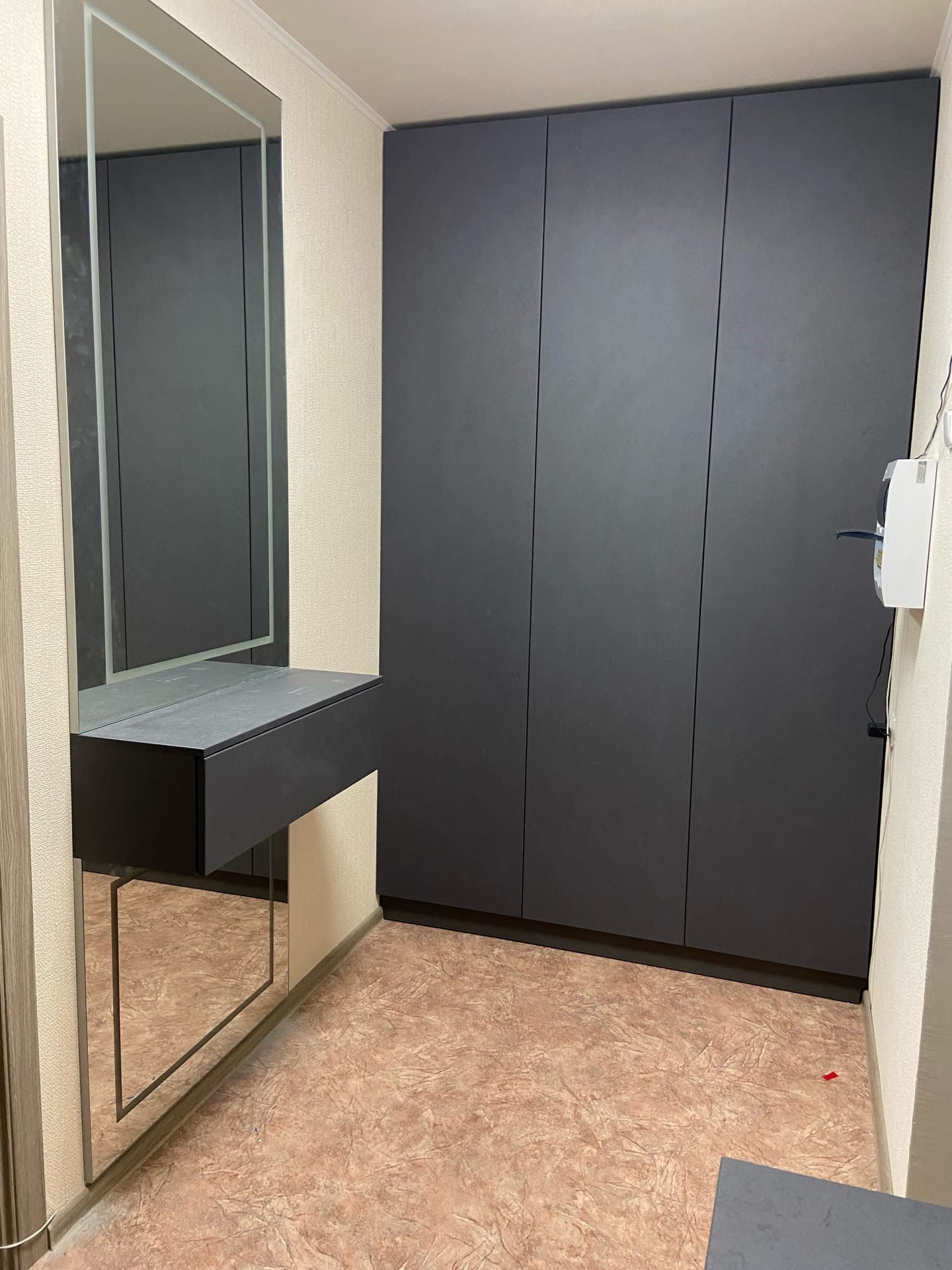 шкаф в прихожую на заказ