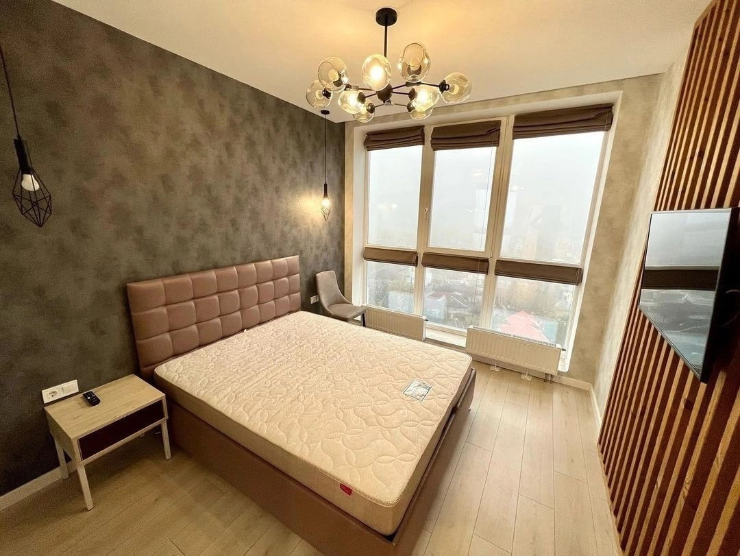 купить кровать с матрасом