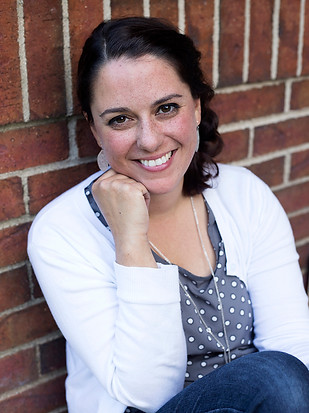 DG - expat lifestyle family photographer
