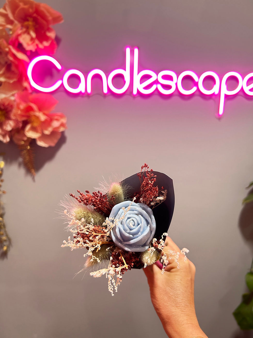 Thumbnail: Single Flower Bouquet Candle 