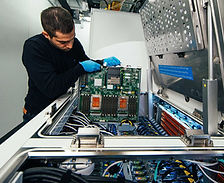 Microsoft-Datacenter-Liquid-Cooling-Immersion-2_4B30ABFE33E04F5DAD288727B97F210B.jpg