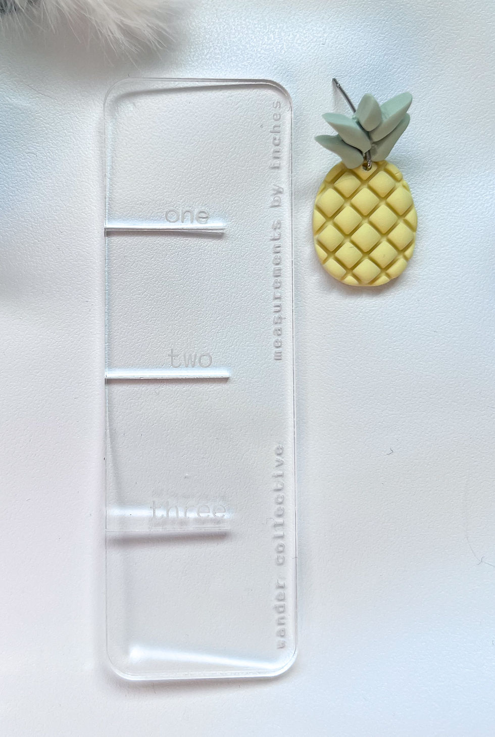 Thumbnail: Pineapple Dangle