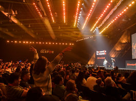 CRUNCHYROLL REVELA EN CCXP MÉXICO 2025 LA LLEGADA DE MY DRESS-UP DARLING TEMPORADA 2 Y RENT A GIRLFRIEND TEMPORADA 4 A SU CATÁLOGO