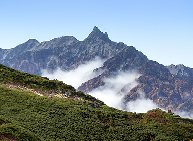 Tsugaike Nature Park gondola trail running Hakuba Japanese Alps Run Weekends running holiday