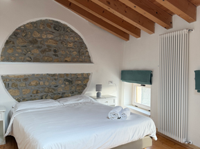 
Agriturismo Valbarè rural farmhouse accommodation Veneto Italy trail running holiday Run Weekends