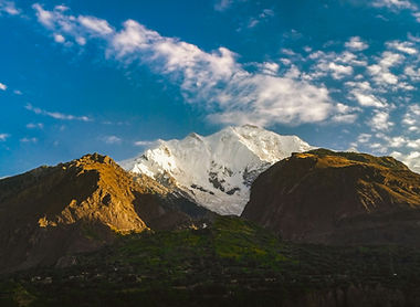 Rakaposhi Karakoram Mountains trail running Pakistan Run Weekends high altitude running adventure basecamp